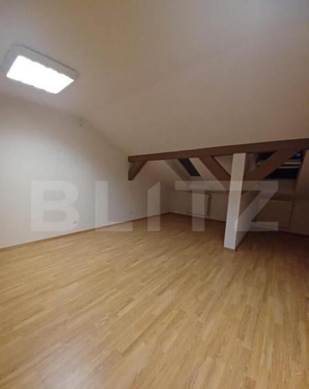 Spatiu de birouri , 90 mp, zona Fabric - 1