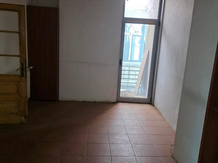 Piata Unirii, pe Bibescu Voda, 3 minute metrou, etajul 1 - 16