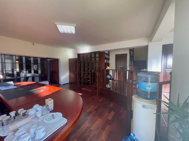 Spațiu de birouri / clinică de vanzare - 21