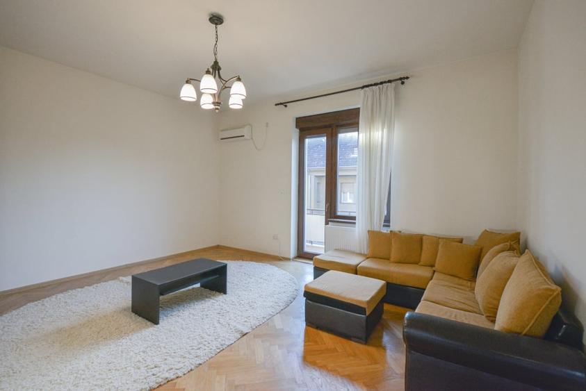 Cladire isotrica - Terasa - Langa Medicina - 2