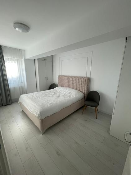 3 CD  mobilat si utilat Soseaua Voinesti  cu loc de parcare inclus - 3