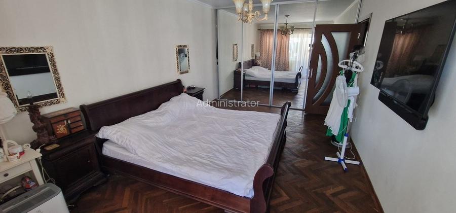 Doua camere comfort maxim, zona Gara.