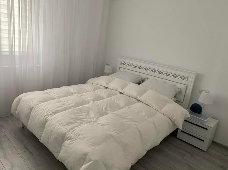 Închiriez apartament 2 camere - 1