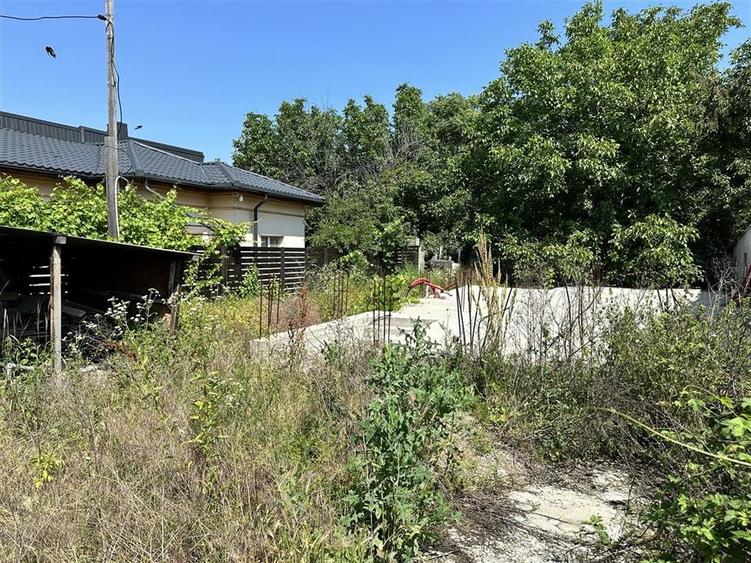 De 9?nzare teren 235 mp  Ploiesti, zona linistita  cu autorizatie de construct - 5