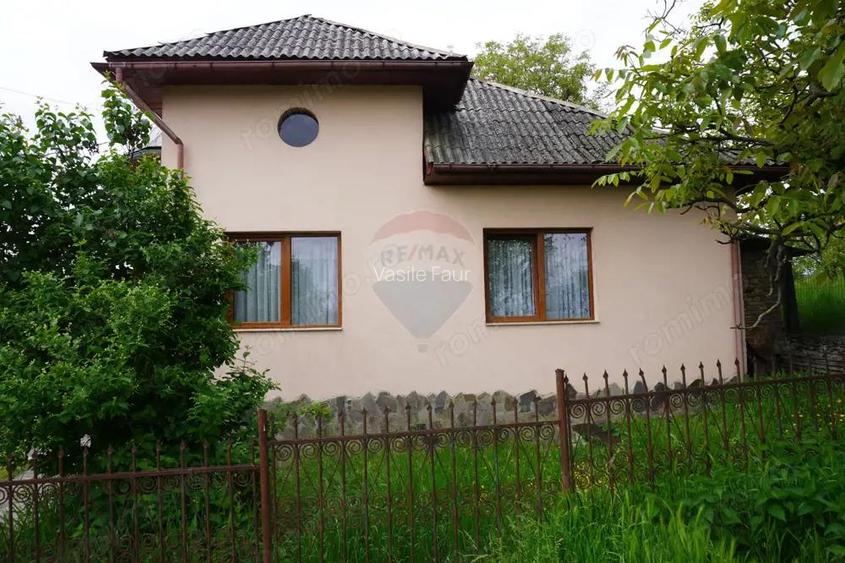 Casa / Vila cu 3 camere de vanzare in zona Sud-Est
