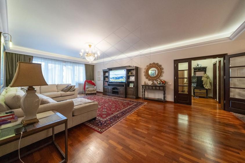 Soseaua Nordului | 4 camere spatioase | 2 locuri de parcare | Centrala proprie - 1