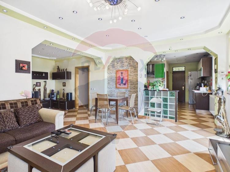 Casă / Vilă cu 6 camere de vânzare - 9