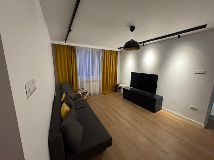 Apartament 2 camere renovat, Darmanesti K10, etaj 2/10, Lift - 1