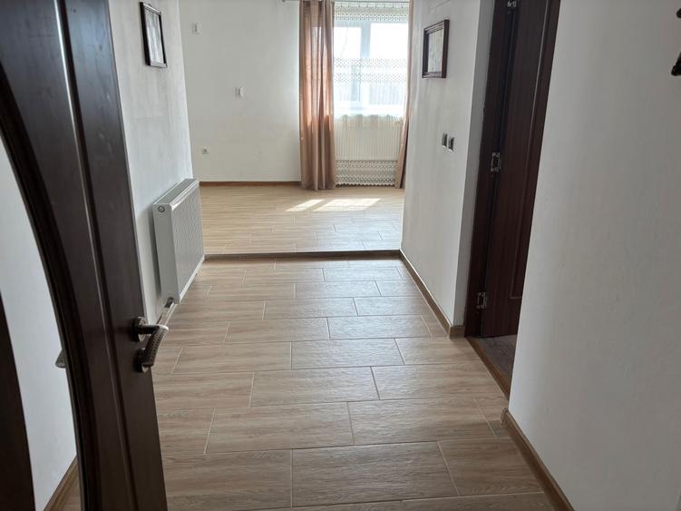 Vand casa cu teren - 3