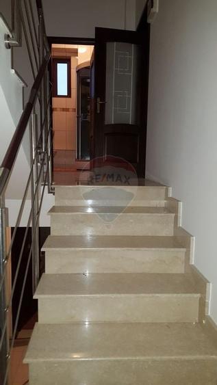 De vanzare vila langa lac la Moara Vlasiei - 7