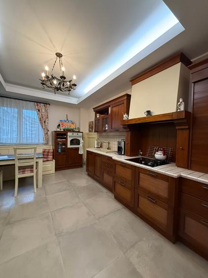 APARTAMENT 4 CAMERE - HERASTRAU- LOC PARCARE - TERASA- COMISION 0% - 2