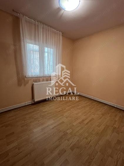 Apartament 4 camere de vanzare Micro 5 | Etaj 1 | 80 mp - 4