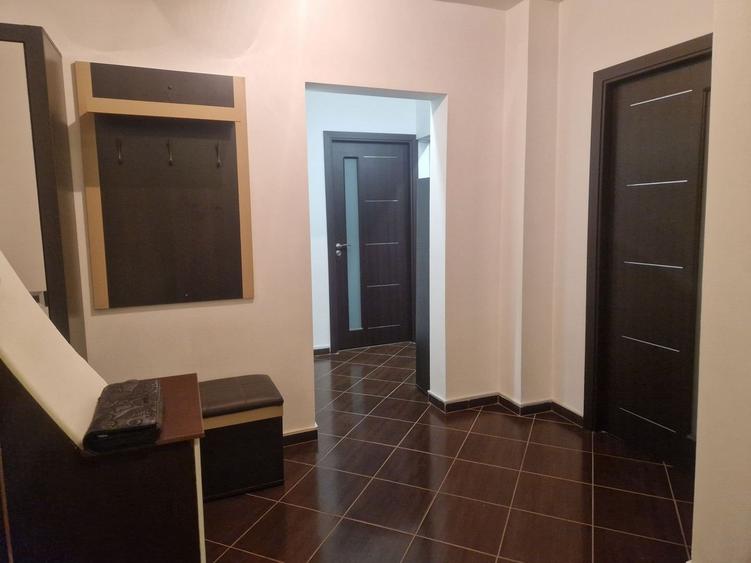 Inchiriere apartament 3 camere Uverturii Militari - 8