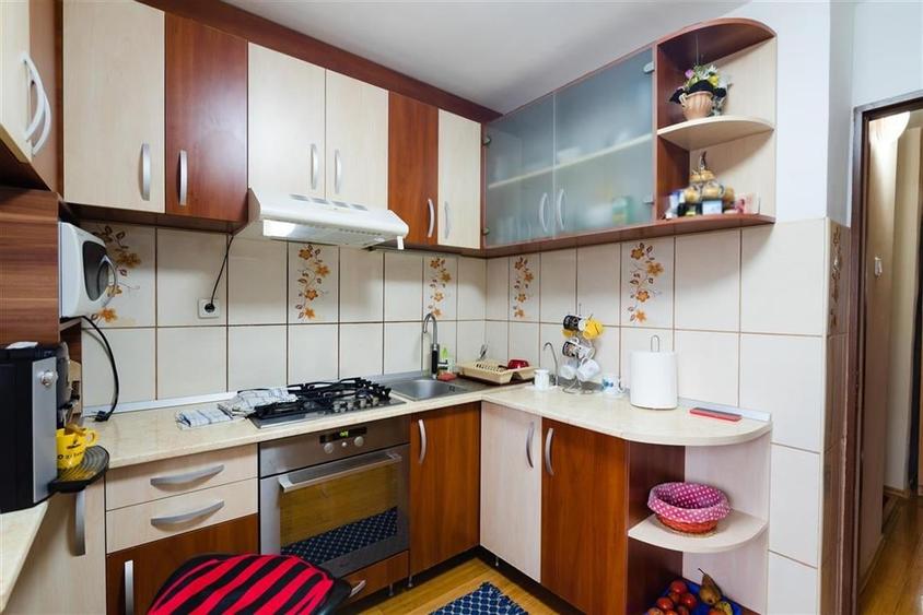 RECO Apartament cu 3 camere Piata Rogerius - 4