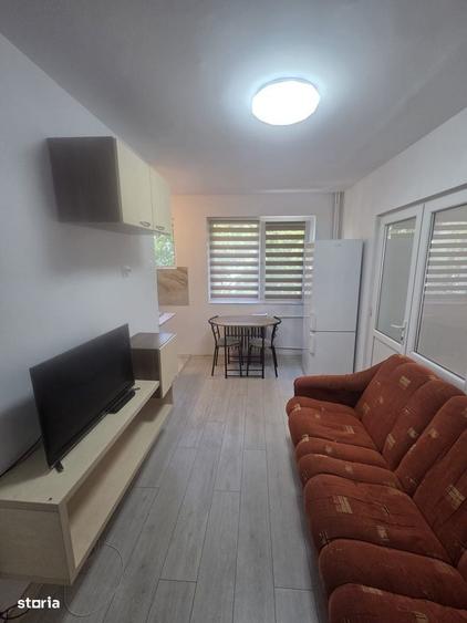 Apartament cu 2 camere de vanzare - Podu Ros / Cantemir - 4