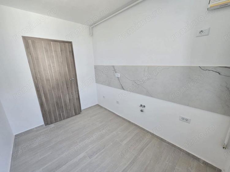 Decomandat. Terasa. Finisat la cheie. - 1