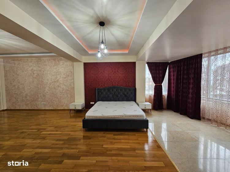 Vila generoasa de inchiriat intr o zona principala a orasului - 12