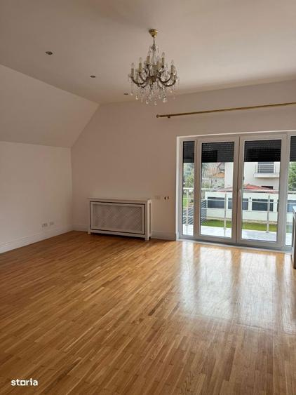 Casa de inchiriat: 9 camere, piscina, garaj - 2