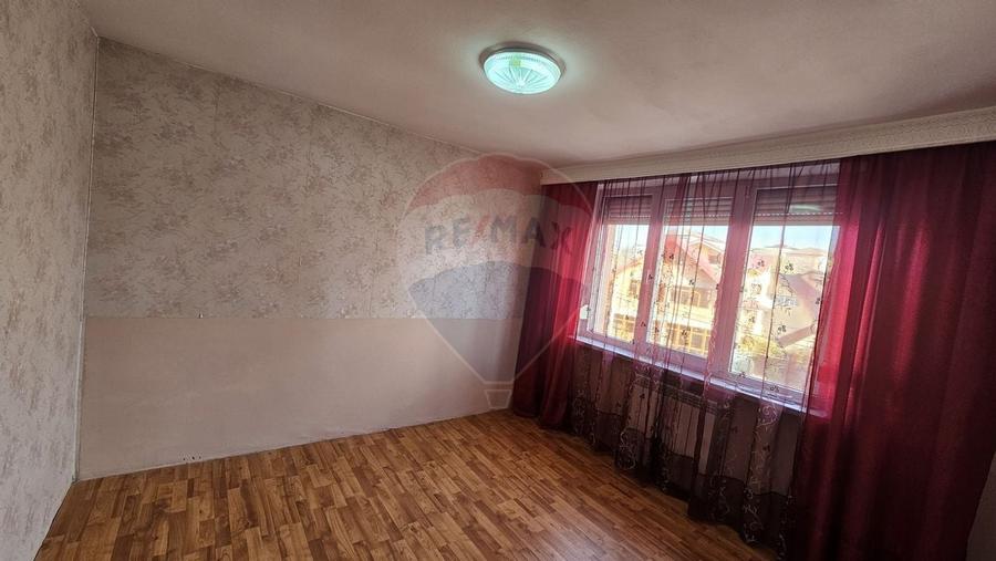 Apartament 3 camere de vânzare – Zona 1 Decembrie, Piatra Neamț - 40