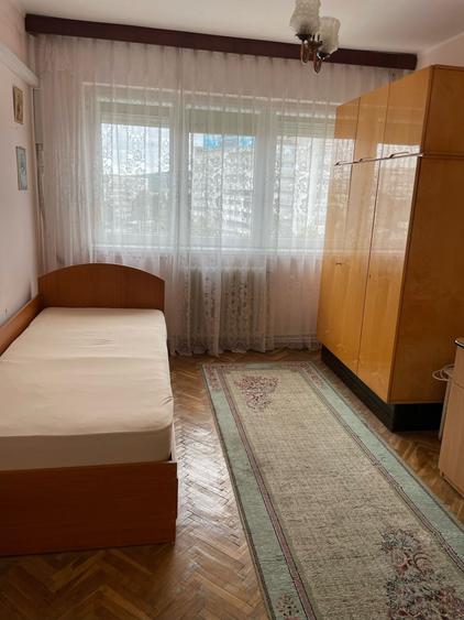 Apartament 3 camere Podu Ros - 1001 Articole - 2