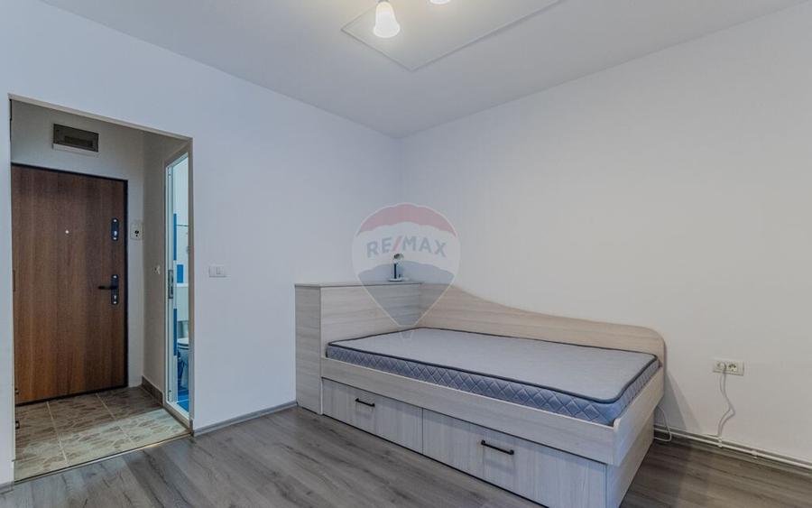 REZERVAT| GARSONIERA|DE VANZARE| ETAJ 2/4| MOBILATA SI UT... - 12