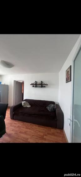 Vand apartament 2 camere PLOPENI - 1