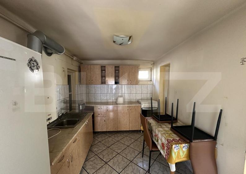 Casa pe un nivel, 3 camere, curte + anexe, ideala pentru p - 13