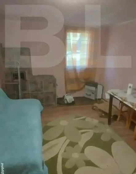 Casa de vanzare intr-o zona lini?tita, sus pe deal, cu priveli?te superba - 3