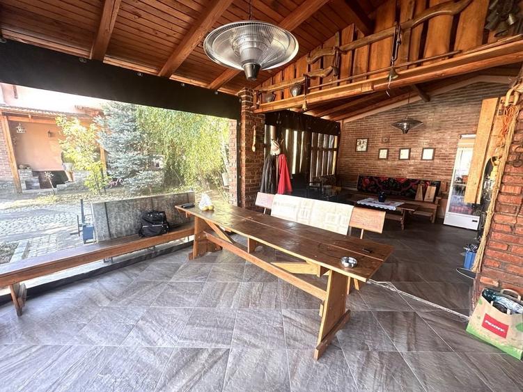 Casa premium cu piscina ,4000 mp teren in Lugasu de Jos ,langa Alesd. - 2