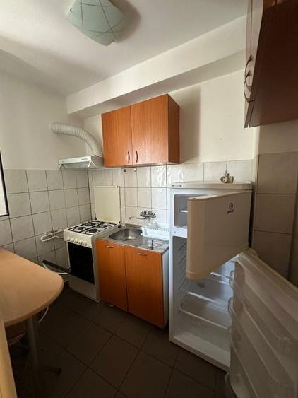 Garsoniera | Titan | Renovat | Balcon | Proximitate Metrou - 4