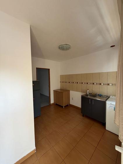 Garsoniera zona Zetarilor - 3