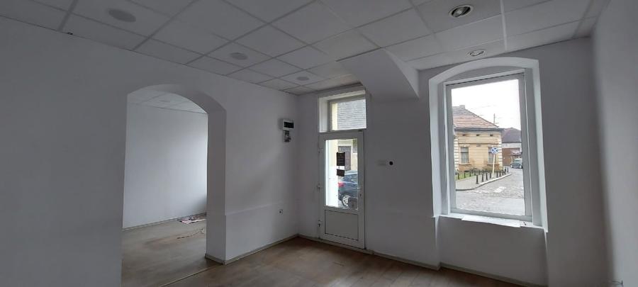 Spațiu comercial de vânzare - Târgu Secuiesc - Ultracentral - 2