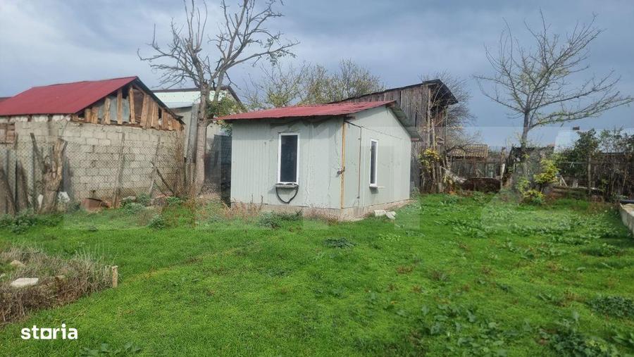CASA LA ROSU CU TEREN - 4