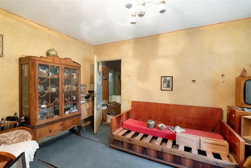 RECO Apartament cu  2 camere tip X, la parter -D. Cantemir - 3