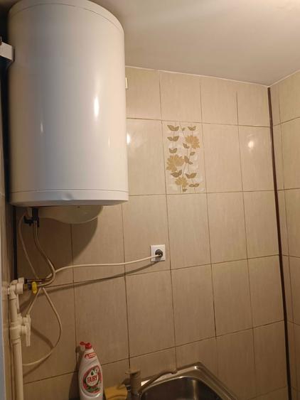 Garsoniera confort 3 Rahova Etaj 2 renovata(parchet nou,zugravita,boiler apa calda,retea gaze pana la vecin) - 8