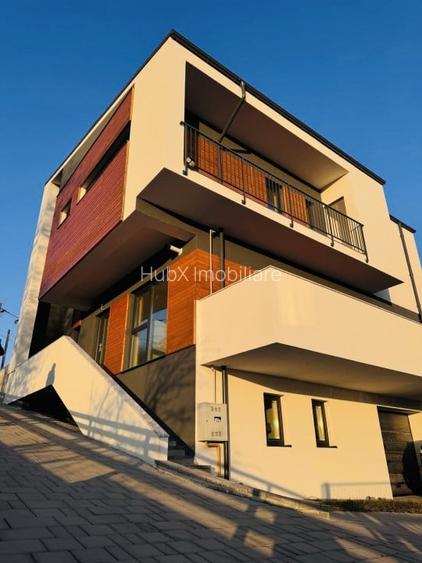 Duplex semifinisat, 198mp utili , garaj, zona Chinteni!