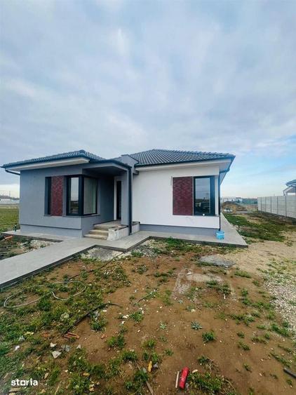 Casa partial finisata in Santandrei - 4