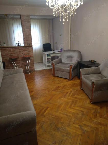 Particular,apartament fara risc seismic,spatios,geam la baie,mobilat,spatii depozitare,metrou 10 min - 7