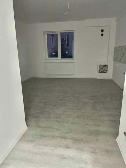 Garsoniera cartier Militari Residence- mutare imediata!! - 4