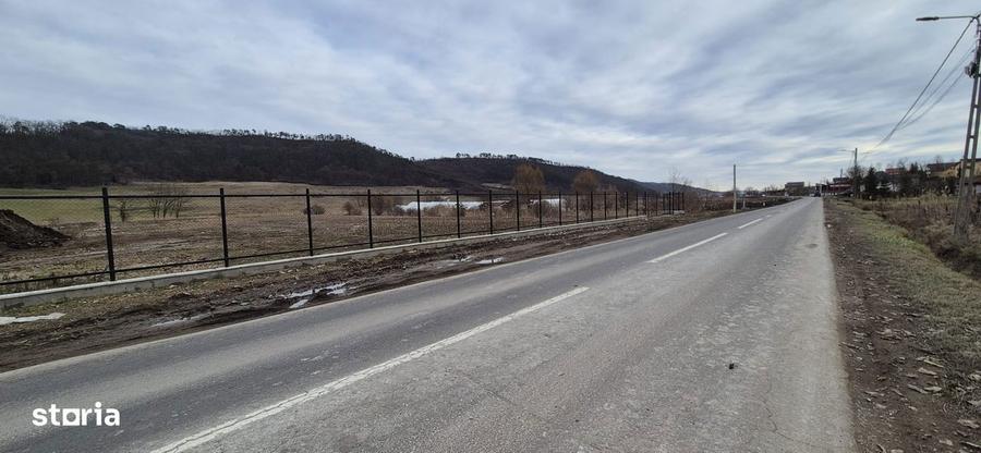 De vanzare 1.7ha teren- 6 euro/mp - 1