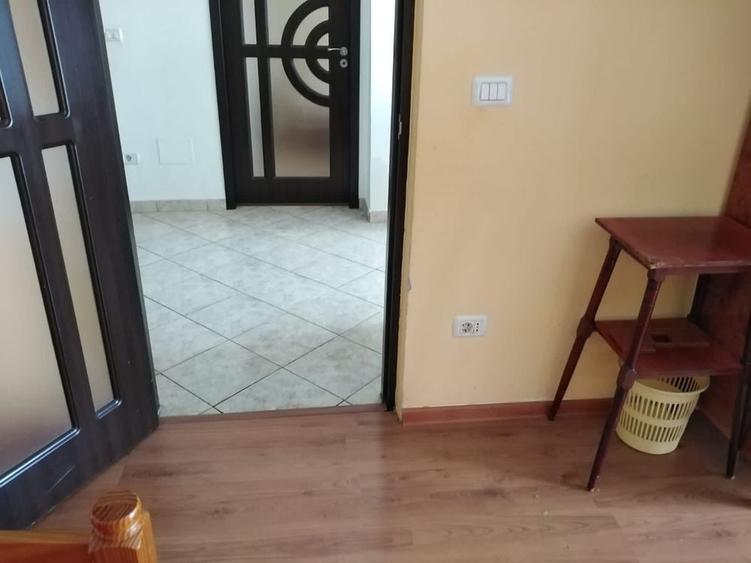 Apartament cu 2 camere decomandat în Gară