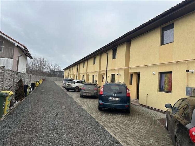 Comision 0%! Casă tip ?nșiruită, mobilată  și utilat - 11