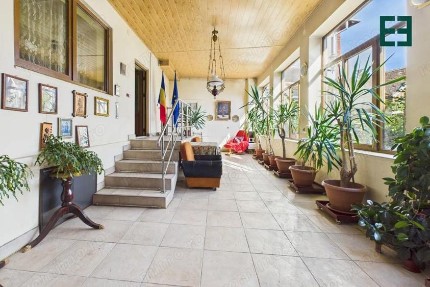 Casa cu 10 camere ?i 1437 mp teren in Ineu - Arad - 13