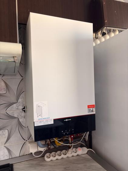 Stefan cel Mare Metrou Obor la 50 m, centrala proprie Viessmann, parcare ADP - 11