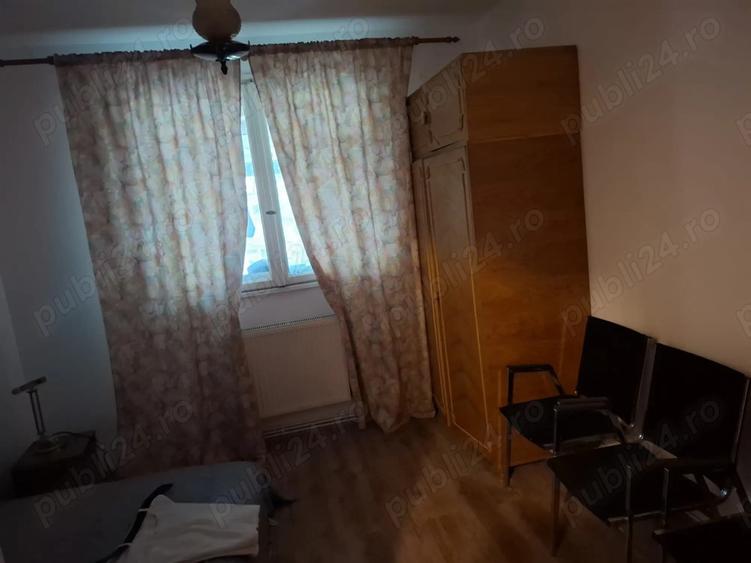 Proprietar, 3 camere in Vila (nr 31), Pajura, sect 1, str Presei, renovat,et 2 - 2