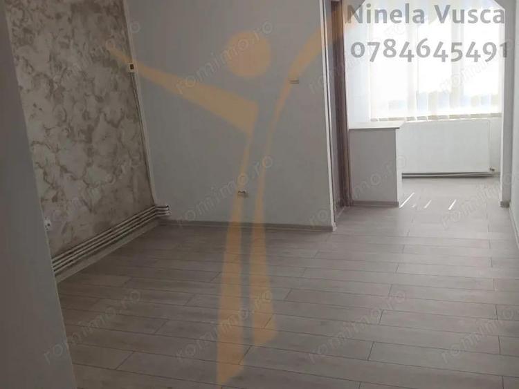 Garsoniera complet renovata Targovi?te, Str. Laminorului - 9