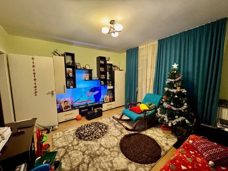 Vand apartament  cu chirias Avantgarden 3, - 7