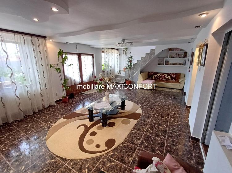 Vanzare casa, P+1-Imobiliare MAXICONFORT - 3