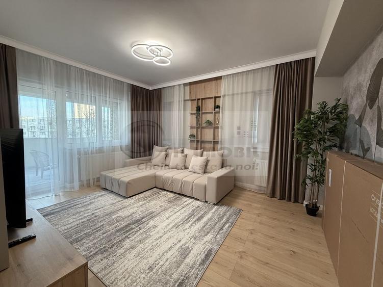 2 CAM , CENTRU PODU ROS PALAS , UNIREA TOWERS, LUX, PRIMA INCHIRIERE - 1