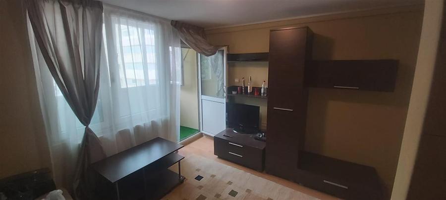 Apartament 2 camere mansardat Păcurari - 56.000 euro - 2